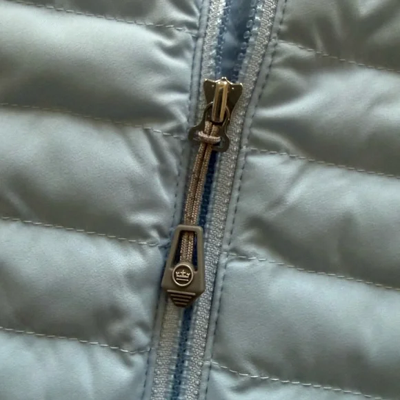 Women’s Peter Millar Torrey Pines Vest - Picture 4 of 11